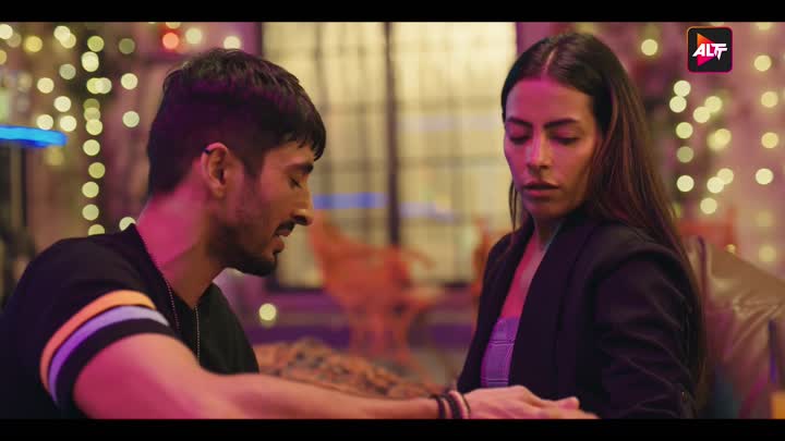 Screenshot Of BackRoad Hustle (2023) Hindi Season 01 Episodes 04 To 06 AltBalaji WEB Series