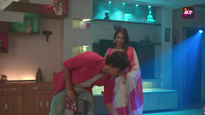 Screenshot Of Utha Patak (2024) HIndi Season 03 Episodes 10 TO 12 AltBalaji WEB Series