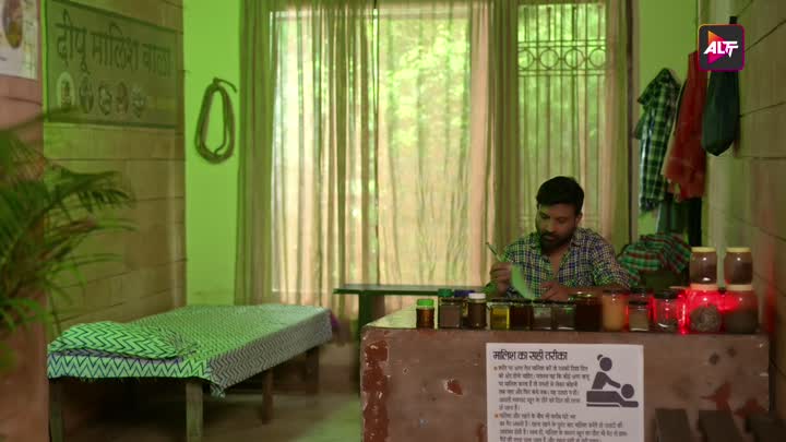 Screenshot Of Utha Patak (2024) HIndi Season 03 Episodes 10 TO 12 AltBalaji WEB Series